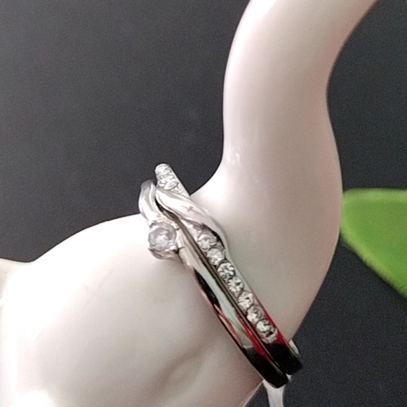 Dainty Stacking Bridal Ring Set Stainless Steel Hypoallergenic - Picture 7 of 11